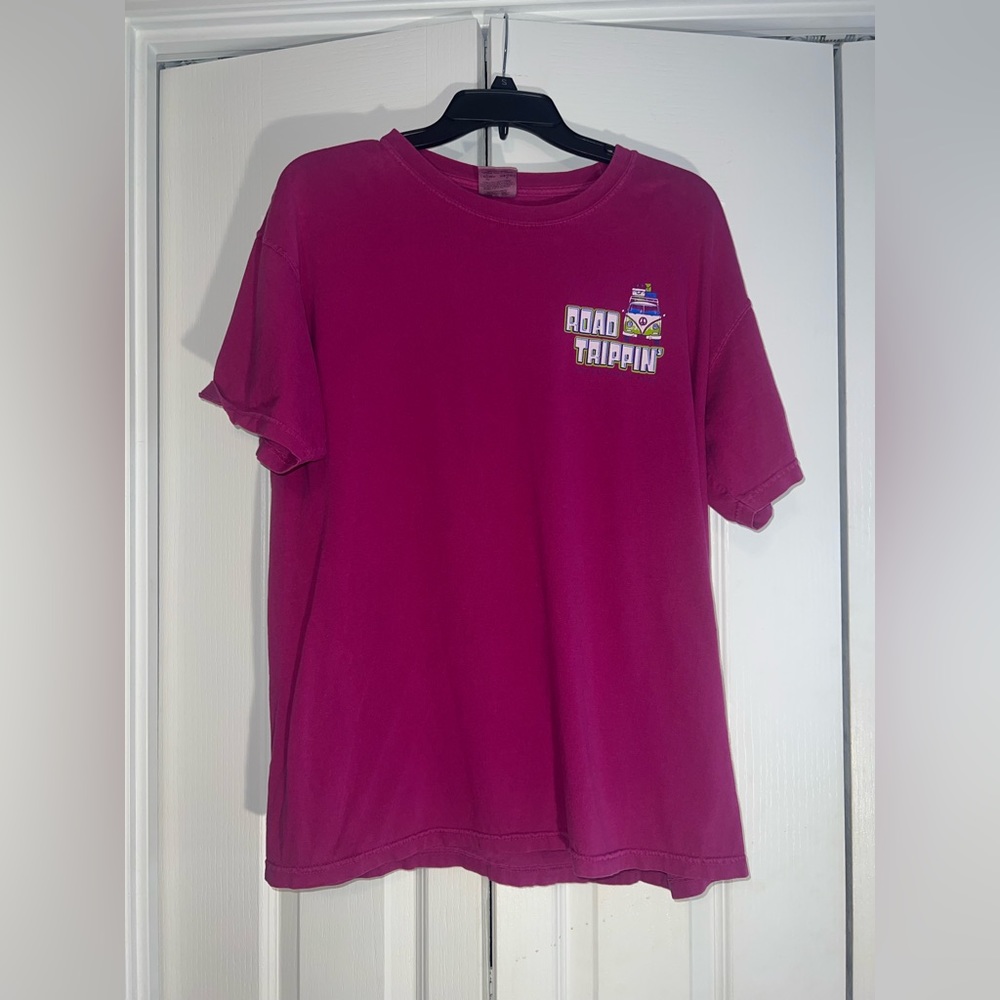 Comfort Colors t-shirt size large.